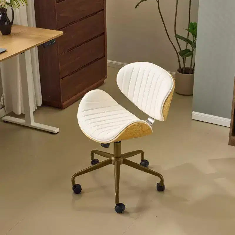 Karl Home | Gebogener Bürostuhl aus PU mit antik-bronzefarbenem Fuß