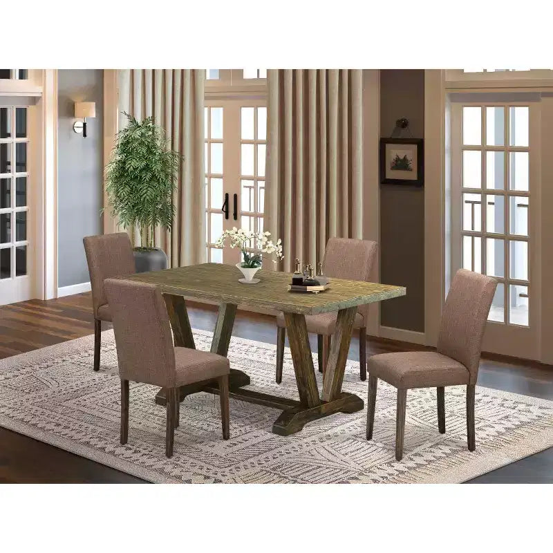 HomeStock 5-teiliger Esstisch mit rechteckiger Tischplatte aus massivem Holz im Distressed Jacobean Finish und 4 gepolsterten Stühlen
