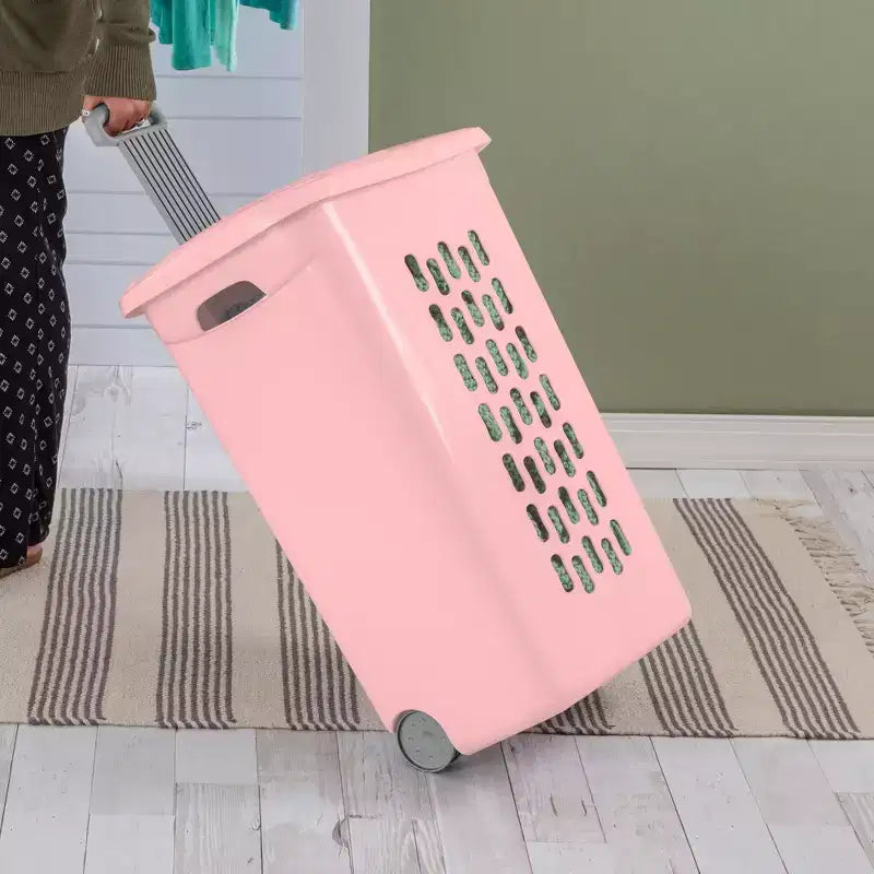 Sterilite Ultra Rollwäschekorb, Wäschekorb mit Deckel und Griff, Pink Frost, 3er-Pack