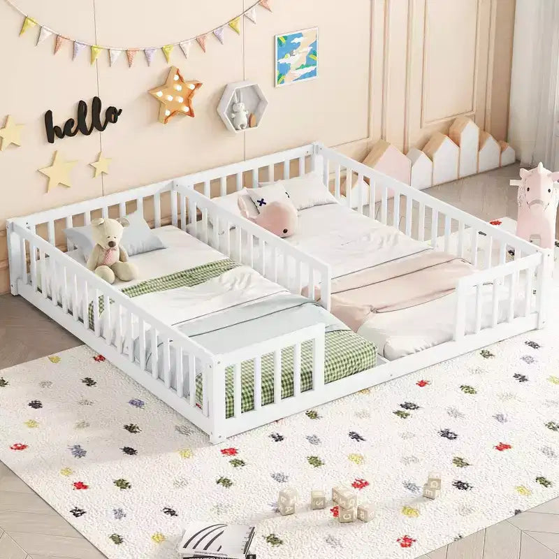 TUYOHW Doppel-Kleinkind-Bodenbett für Kinder mit Zaun, modernes Montessori-Bett mit Rausfallschutz für das Schlafzimmer