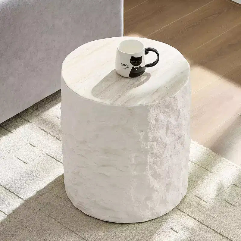 MAYEERTY 40 cm Moderner runder Couchtisch in Steinoptik, Fiberglas Beistelltisch für Wohnzimmer Schlafzimmer, keine Montage erforderlich