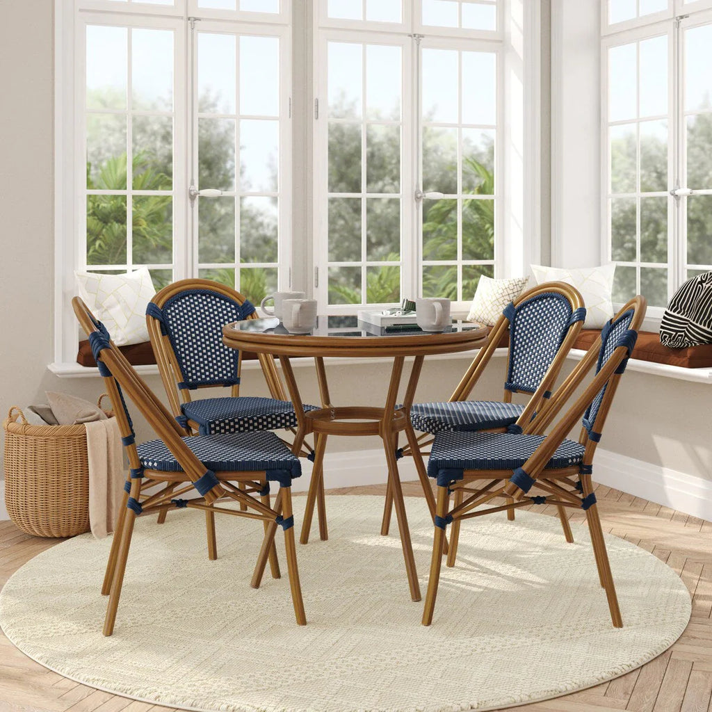 Gewerbliches Bistro-Set für Innen- und Außenbereiche mit Tisch und vier Stühlen