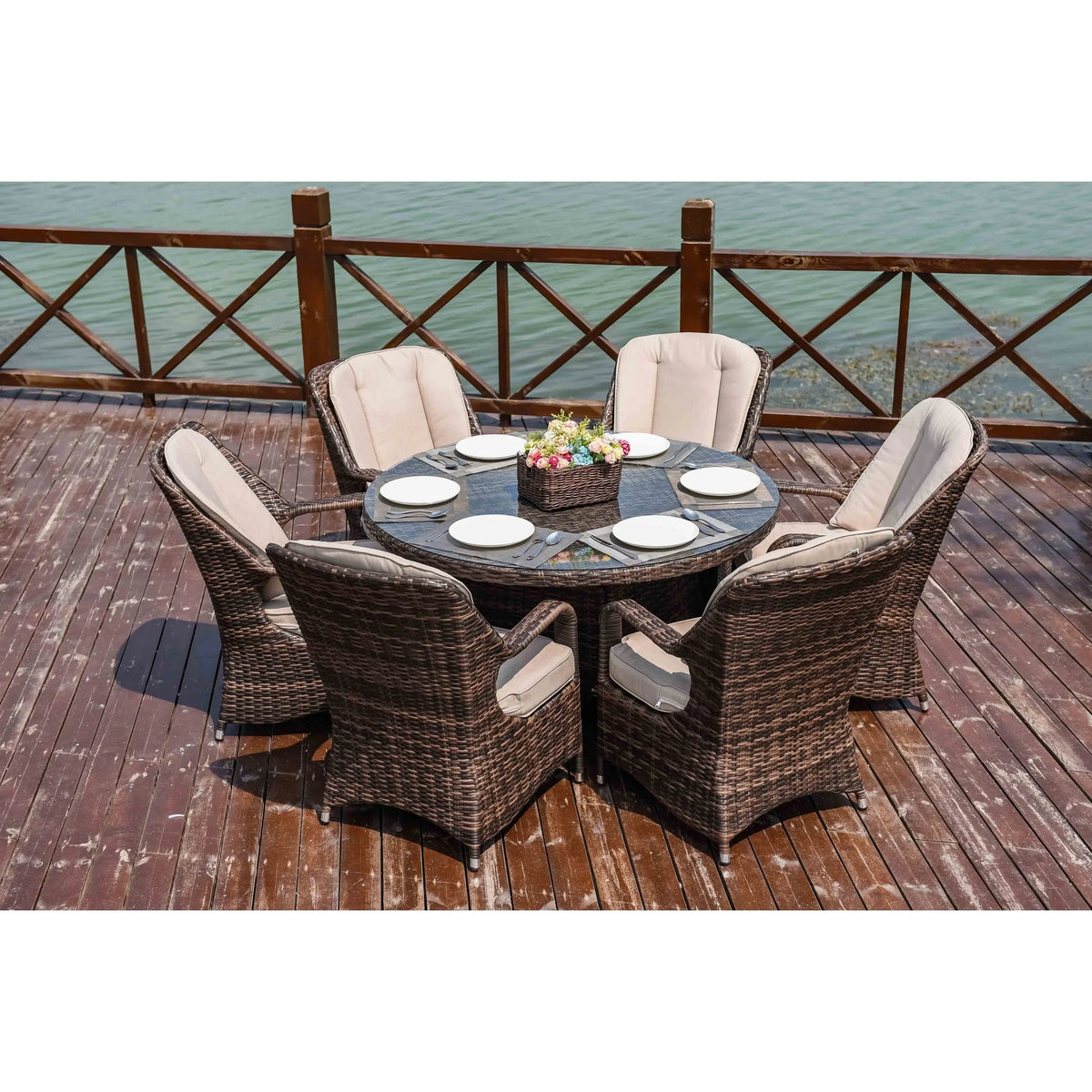 7-teiliges Garten-Essgruppe aus Rattan mit runden Kissen von Moda Furnishings