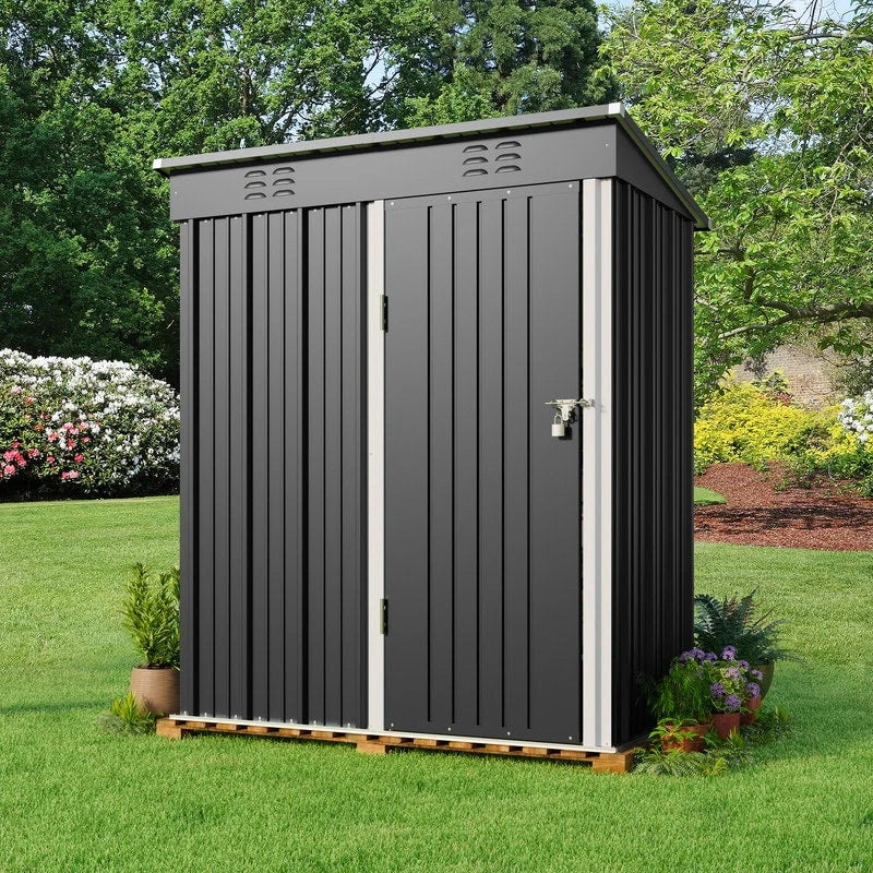 Outdoor-Geräteschuppen aus Metall mit abschließbarer Tür für Gartenmöbel und Werkzeuge