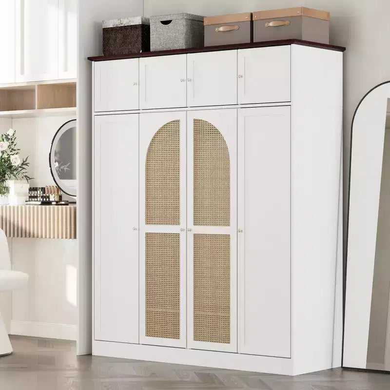 70.87Tall 8-türiger Kleiderschrank mit großer Kapazität, Kleiderstange, verstellbaren Regalböden und Rattantüren