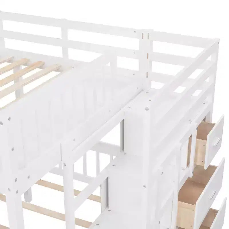 Whisen Etagenbett mit Doppelbett oben und zwei Einzelbetten unten, dreifaches Etagenbett aus Holz mit Schubladen und Schutzgittern